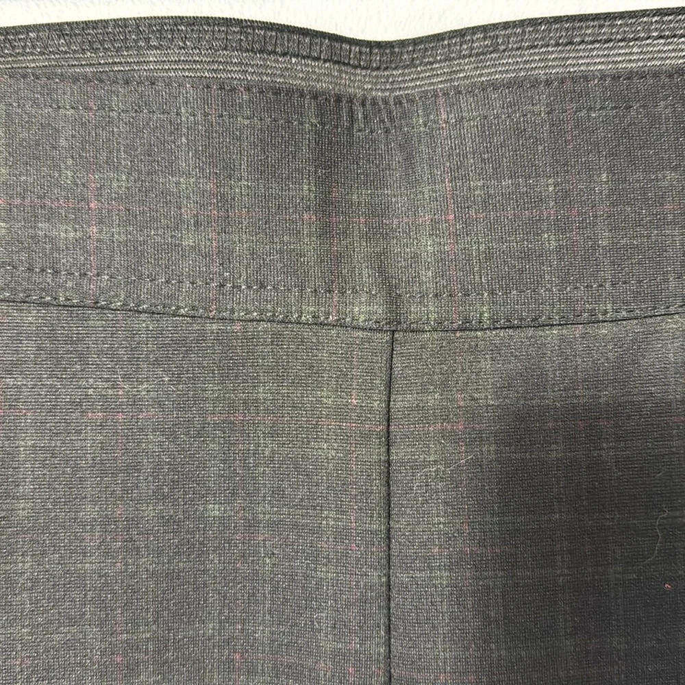 Emaline Pants Pull On Checked Straight Leg Stretch in Size 22W NWT - Picture 7 of 15